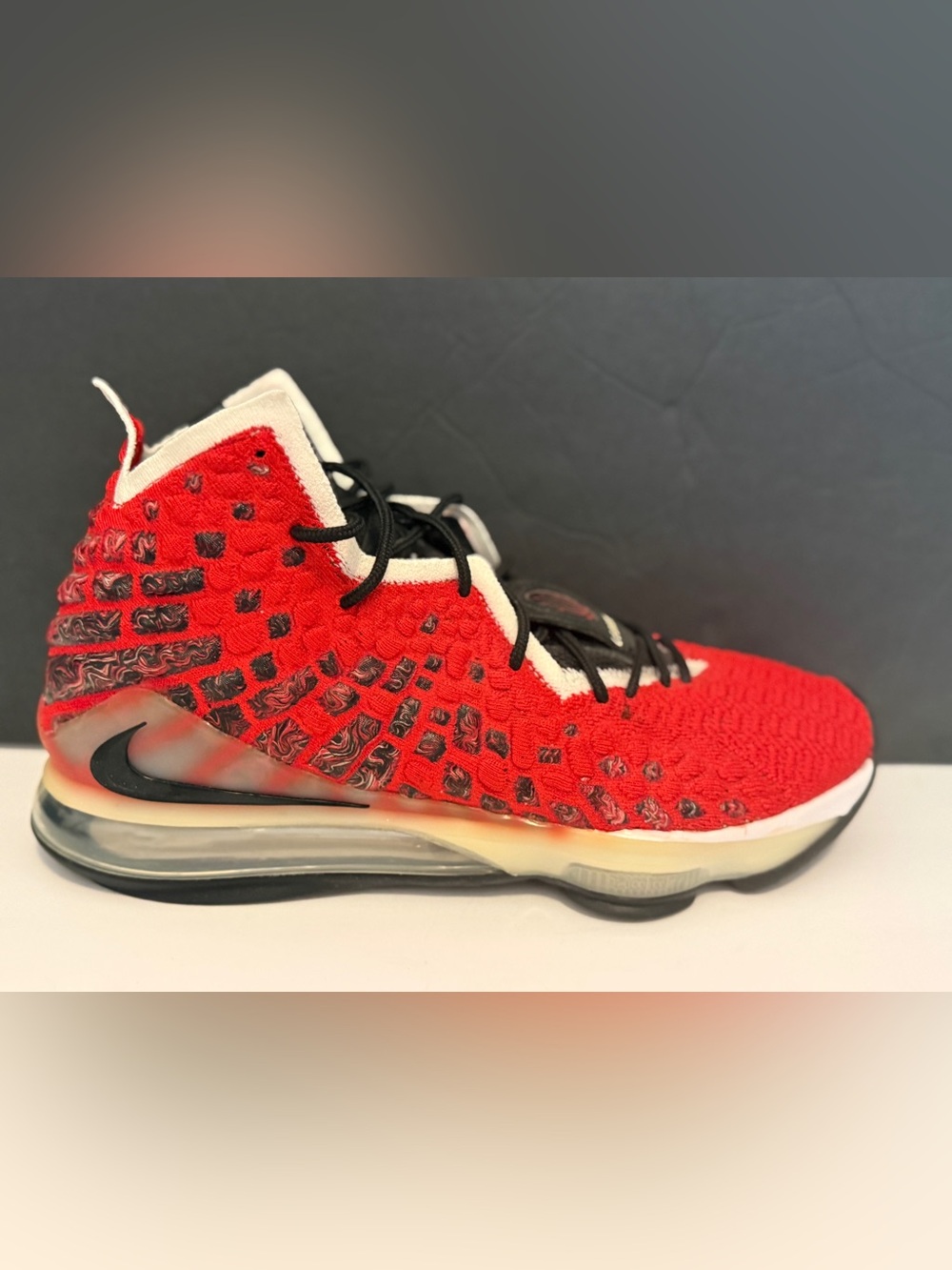 Nike LeBron 17 XVII Air Max Uptempo Red Black White BQ3177-601 Men's Size 12